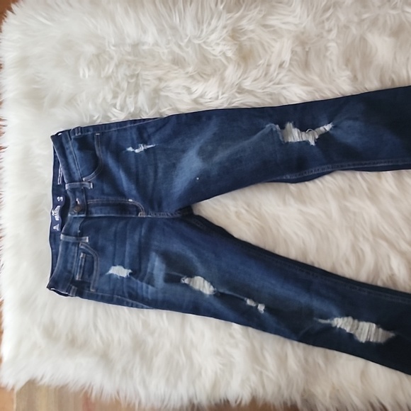 Hollister bundle of jeans - Picture 8 of 13